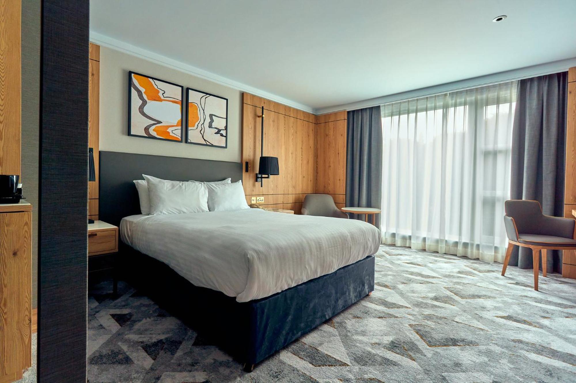 คราวน์ พลาซา มาร์โลว์ Hotel ภายนอก รูปภาพ